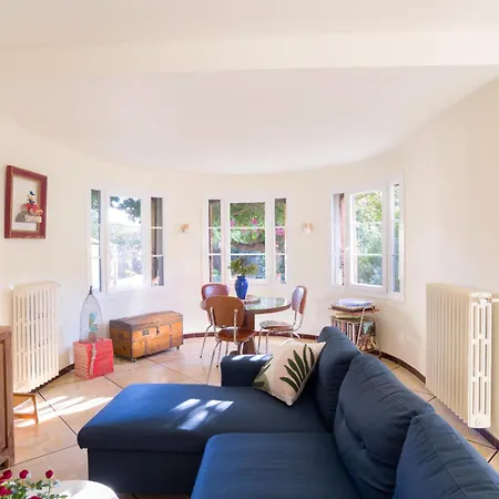 Vakantiehuis Ravissante Maison, Piscine, Petanque, Proche Plage *
